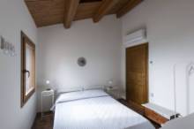 Affitto villa con ampio giardino Pesaro - Zona San Bartolo (V7/5)