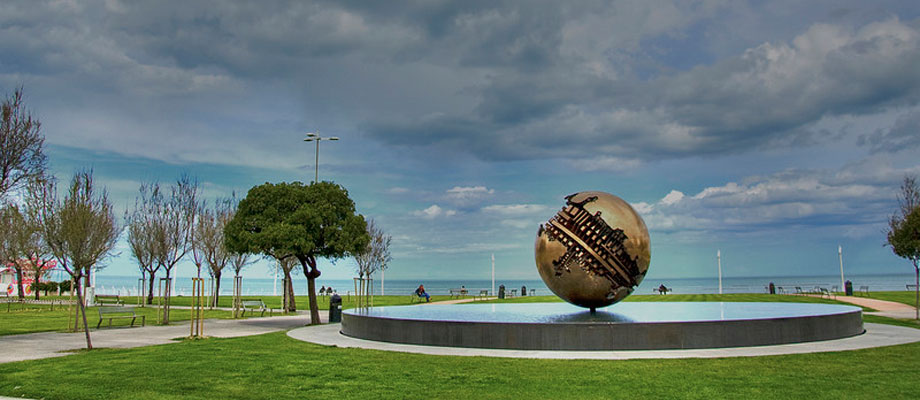 Comune di Pesaro - Palla di Pomodoro